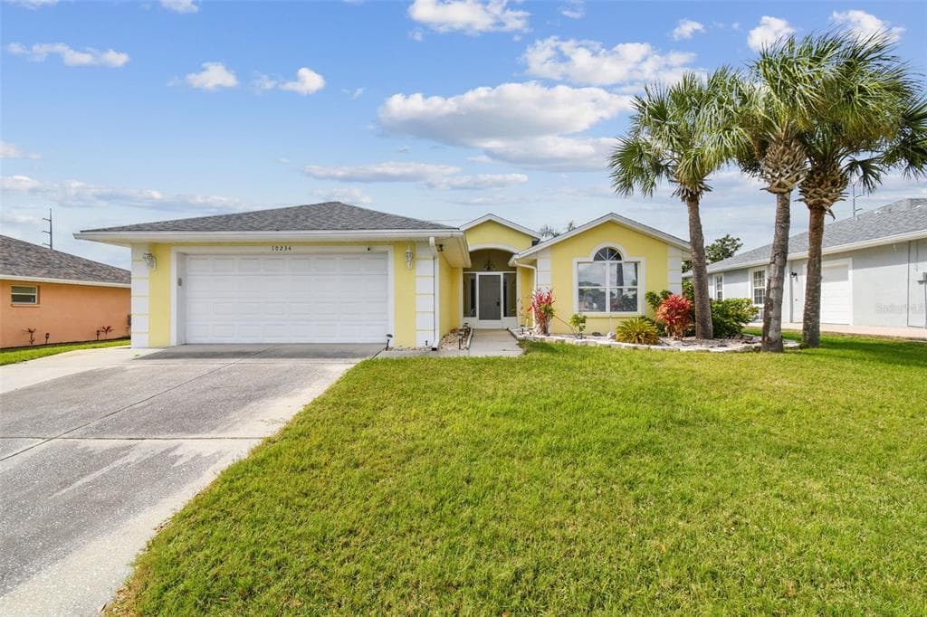 10234 MOSHIE LANE SAN ANTONIO, FL 33576