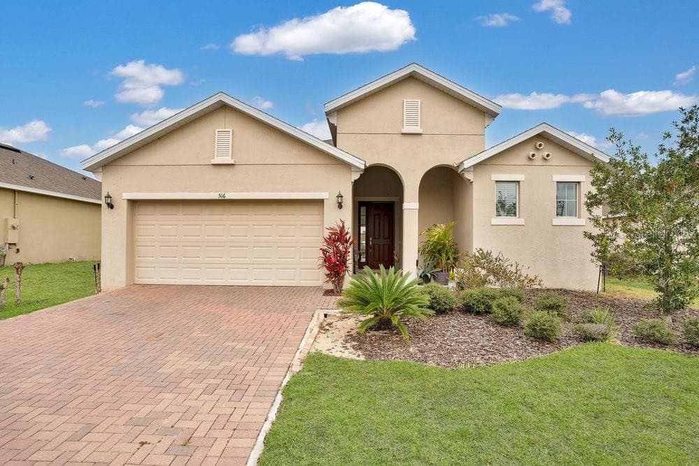 516 NOVARA WAY DAVENPORT, FL 33837