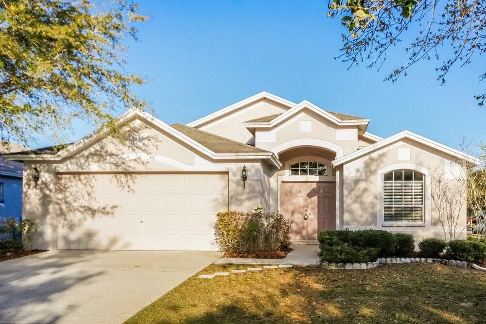 1217 BARCLAY WOOD DRIVE RUSKIN, FL 33570