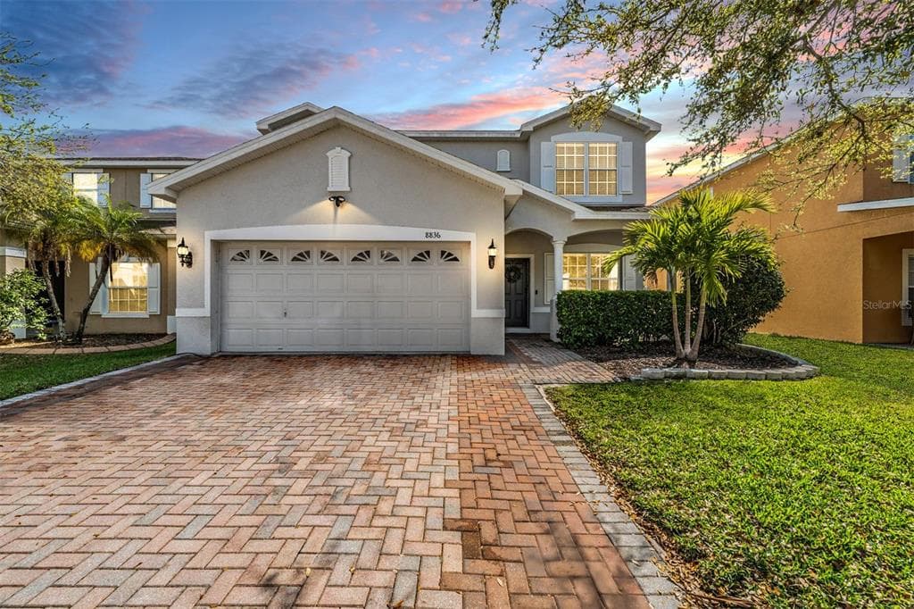 8836 CAMERON CREST DRIVE TAMPA, FL 33626