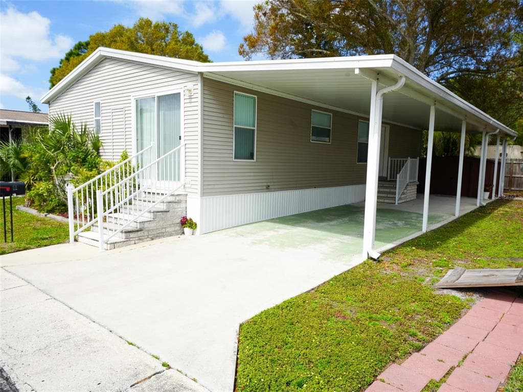 12240 SEMINOLE BOULEVARD UNIT 6 LARGO, FL 33778