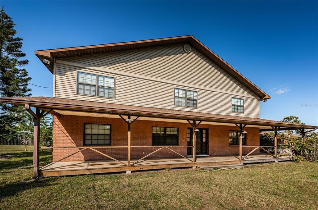 1247 DONEGAN ROAD LARGO, FL 33771