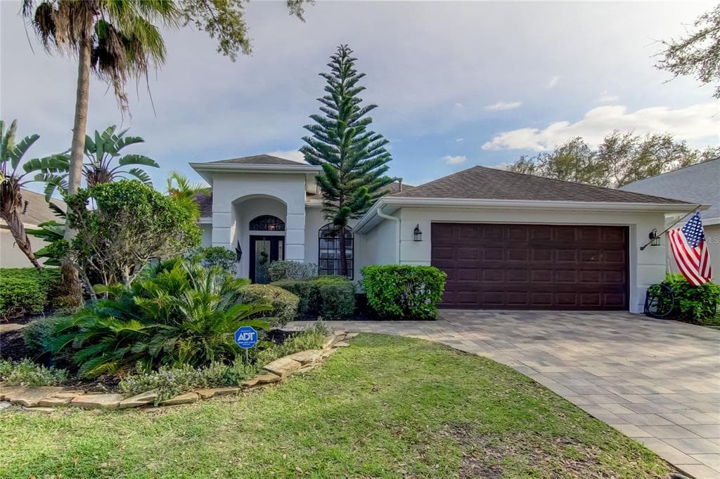 10342 ABBOTSFORD DRIVE TAMPA, FL 33626