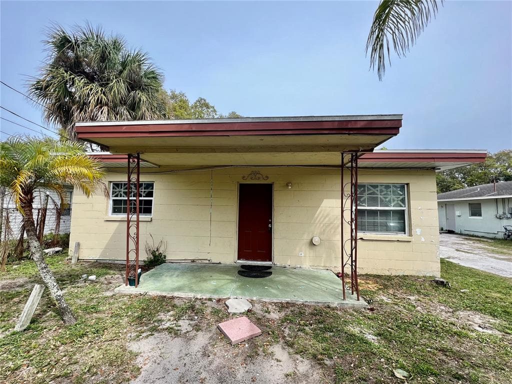 808 PALM BLUFF STREET Apt A CLEARWATER, FL 33755
