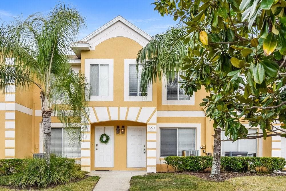 2245 FLUORSHIRE DRIVE BRANDON, FL 33511