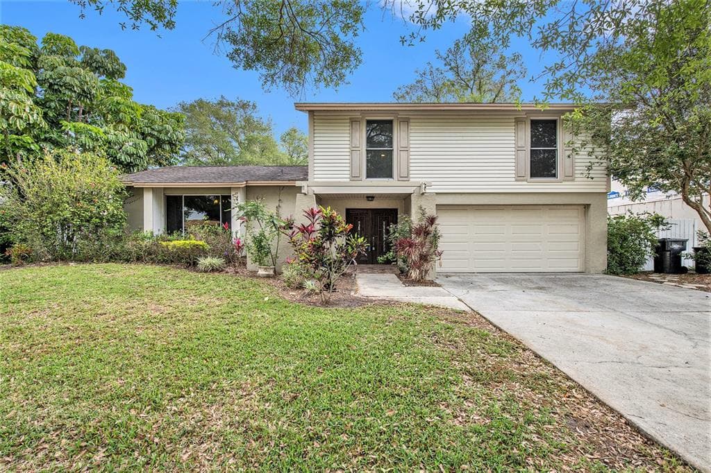 6803 TWELVE OAKS BOULEVARD TAMPA, FL 33634