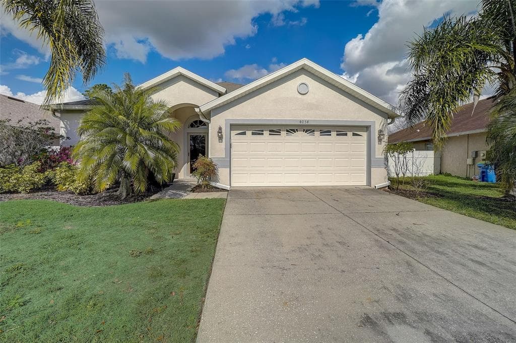 4034 LANGDRUM DRIVE WESLEY CHAPEL, FL 33543