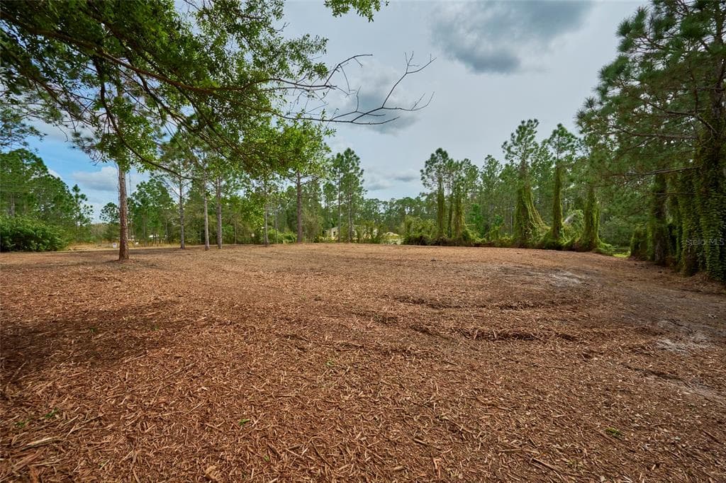 3 LANTANA DRIVE N INDIAN LAKE ESTATES, FL 33855