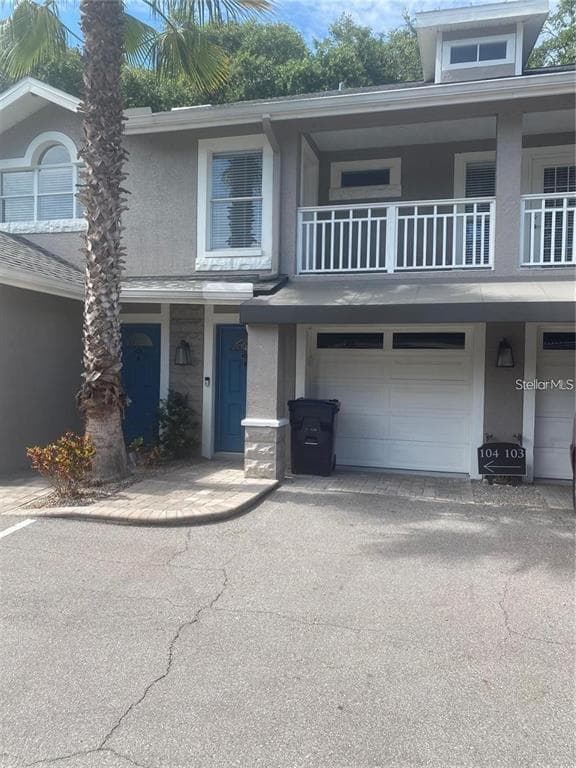 4811 BAYSHORE BOULEVARD UNIT 103 TAMPA, FL 33611