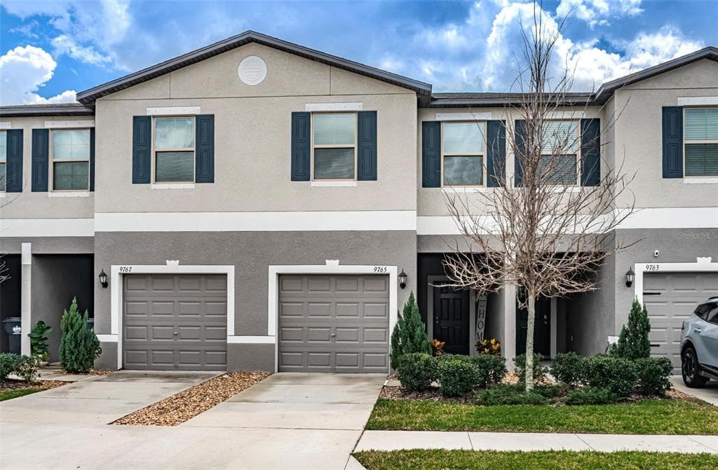 9765 MULBERRY MARSH LANE RUSKIN, FL 33573