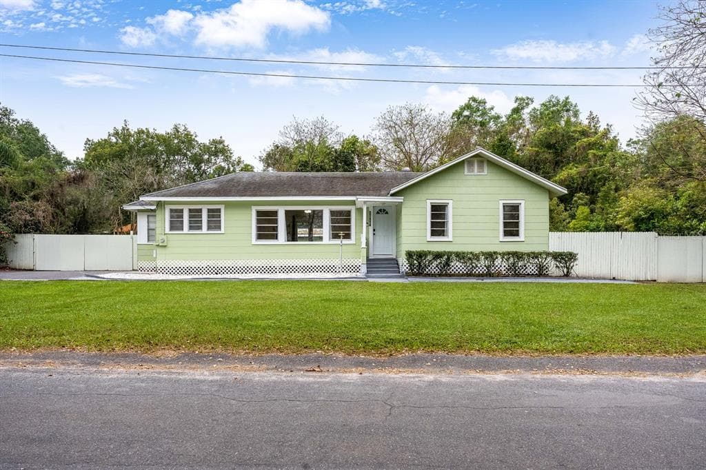 37414 CARTER AVENUE DADE CITY, FL 33523
