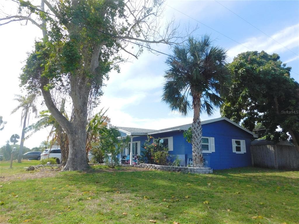 9990 54TH STREET N PINELLAS PARK, FL 33782