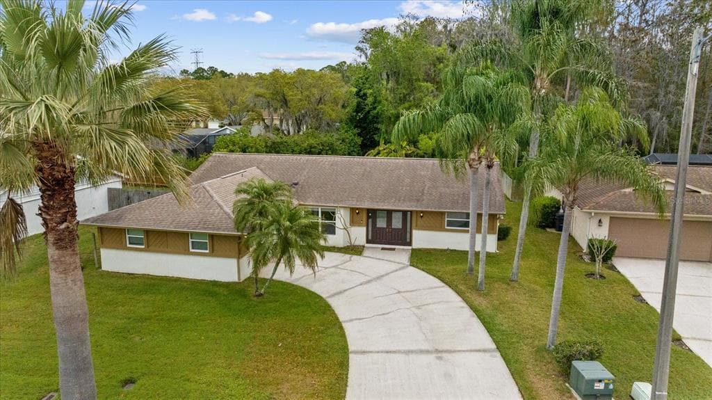805 JACARANDA DRIVE OLDSMAR, FL 34677