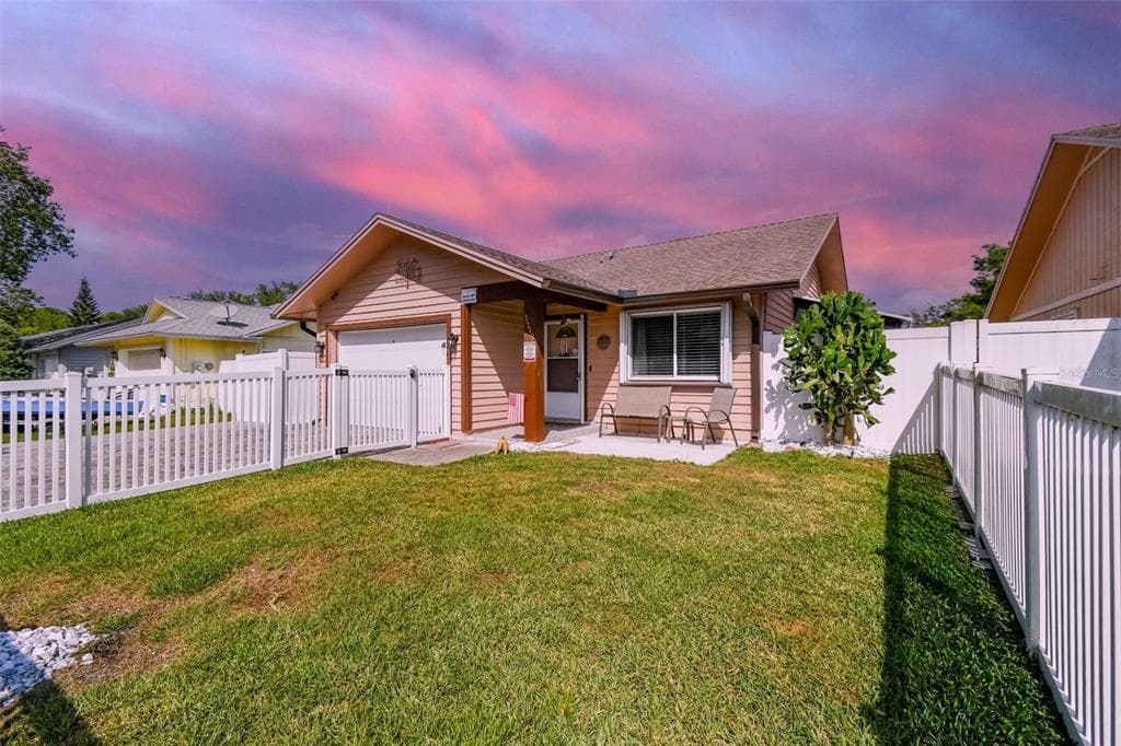 1719 WHISPERING DRIVE E LARGO, FL 33771
