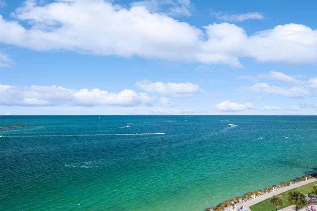 450 S GULFVIEW BOULEVARD UNIT 1004 CLEARWATER, FL 33767