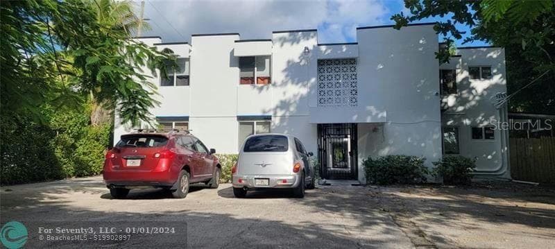 5814 NE 4TH COURT UNIT 7 MIAMI, FL 33173