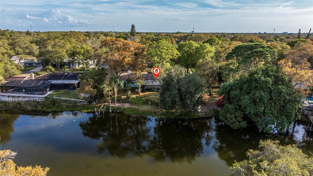 5301 40TH AVENUE N ST PETERSBURG, FL 33709