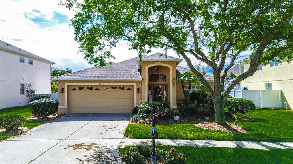 1530 SWEETSPIRE DRIVE