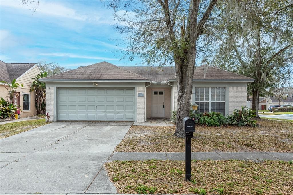1003 BLOOM HILL AVENUE VALRICO, FL 33596