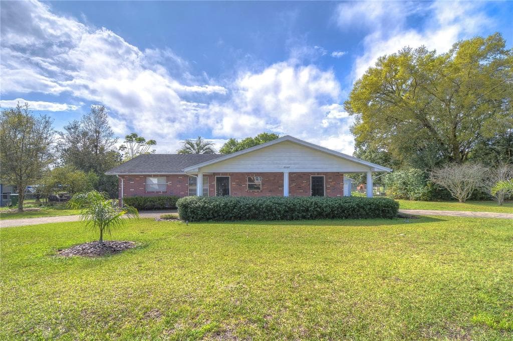 37242 TEMPLE AVENUE ZEPHYRHILLS, FL 33541