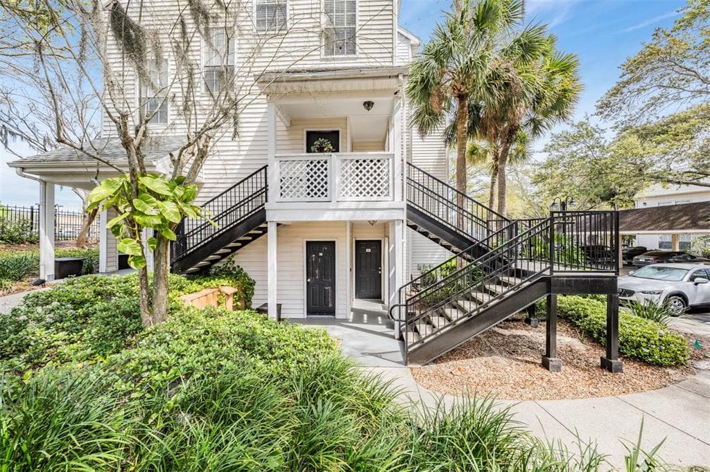 3260 HAVILAND COURT UNIT 301 PALM HARBOR, FL 34684