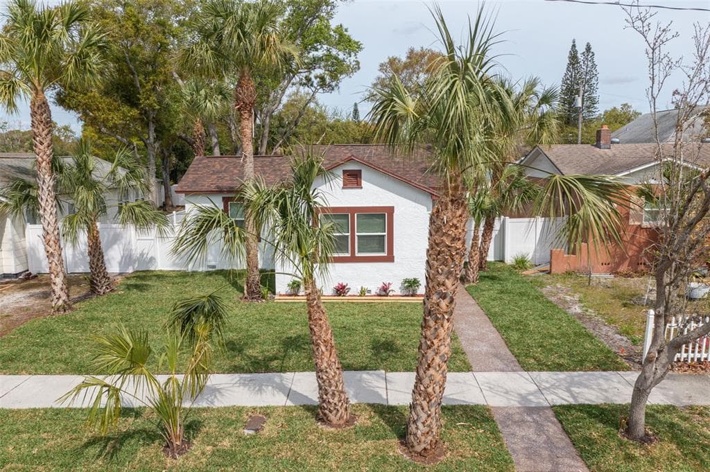 3925 2ND AVENUE N ST PETERSBURG, FL 33713