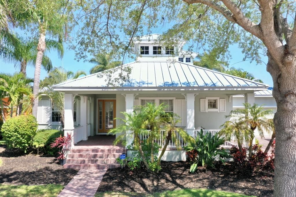 5413 MERRITT ISLAND DRIVE APOLLO BEACH, FL 33572