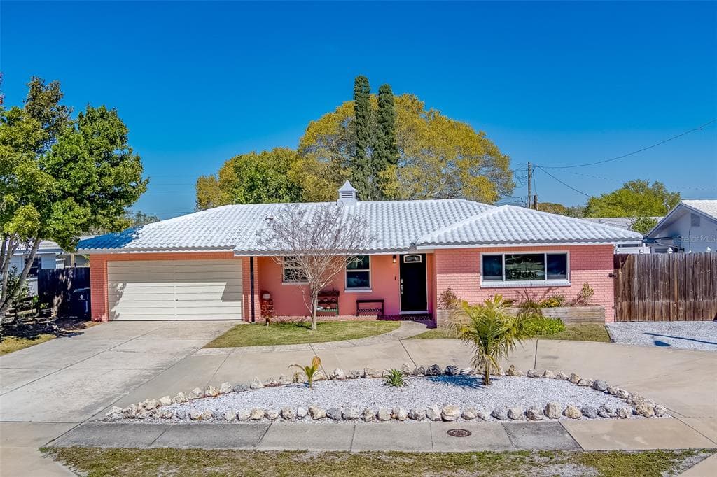 11079 54TH AVENUE N ST PETERSBURG, FL 33708