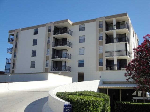 6145 SUN BOULEVARD UNIT 607 ST PETERSBURG, FL 33715