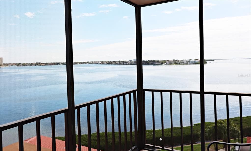 6104 PALMA DEL MAR BOULEVARD S UNIT 507 ST PETERSBURG, FL 33715