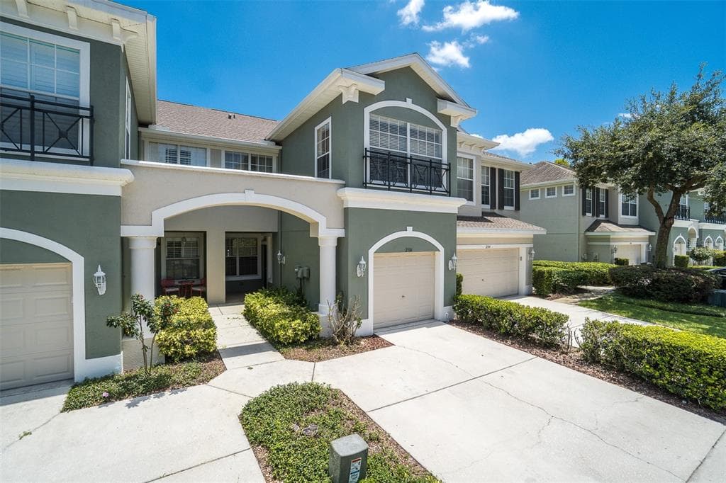 2106 PARK CRESCENT DRIVE LAND O LAKES, FL 34639