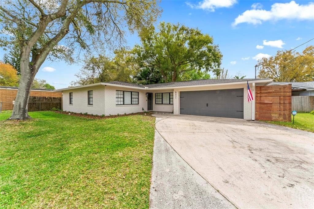 6421 WALTON WAY TAMPA, FL 33610