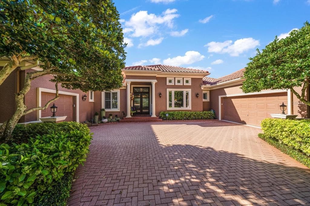 1034 ROUNDSTONE PLACE