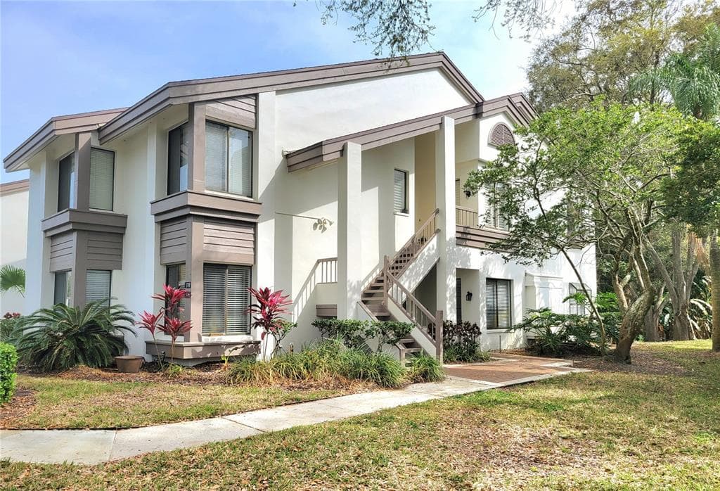 1716 LAKE CYPRESS DRIVE UNIT 1716 SAFETY HARBOR, FL 34695