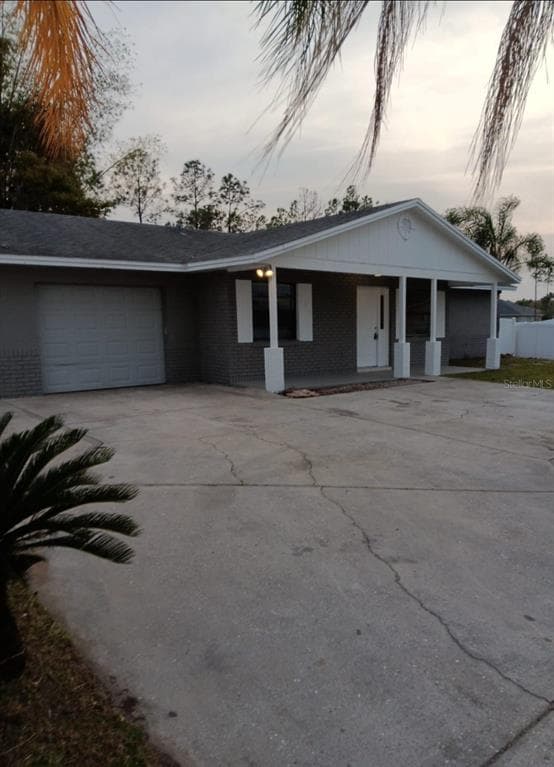 947 CAMBRIDGE COURT KISSIMMEE, FL 34758