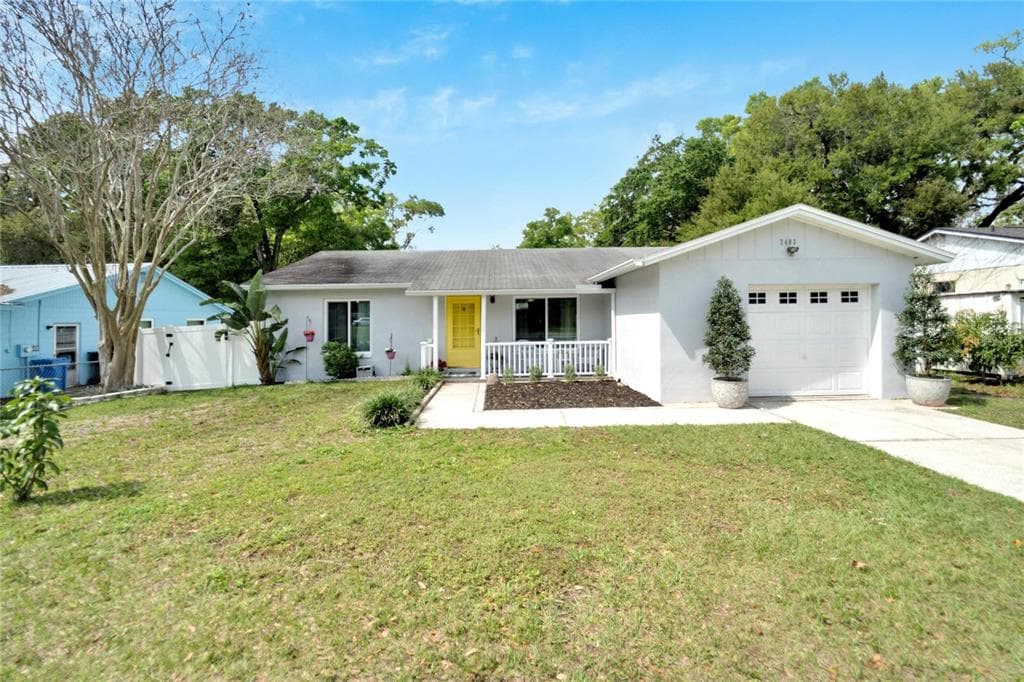 2403 DEVONWOODE PLACE SEFFNER, FL 33584
