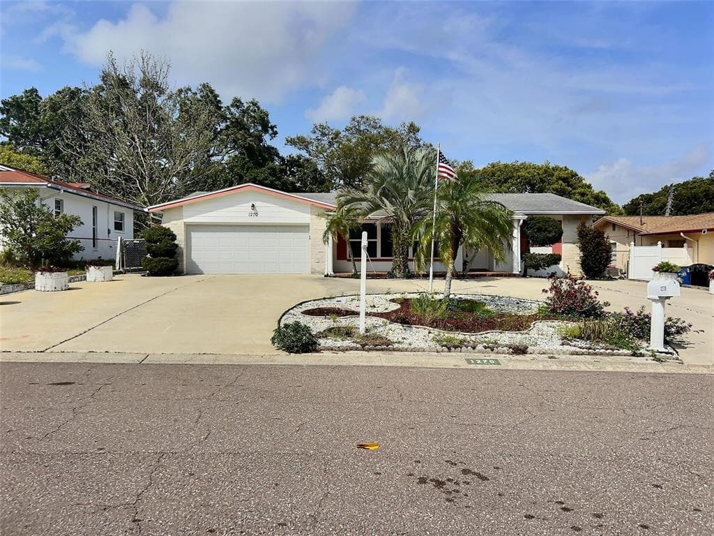 1270 LOTUS PATH CLEARWATER, FL 33756