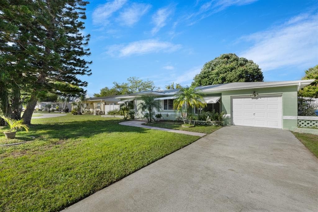 2718 43RD STREET N ST PETERSBURG, FL 33713