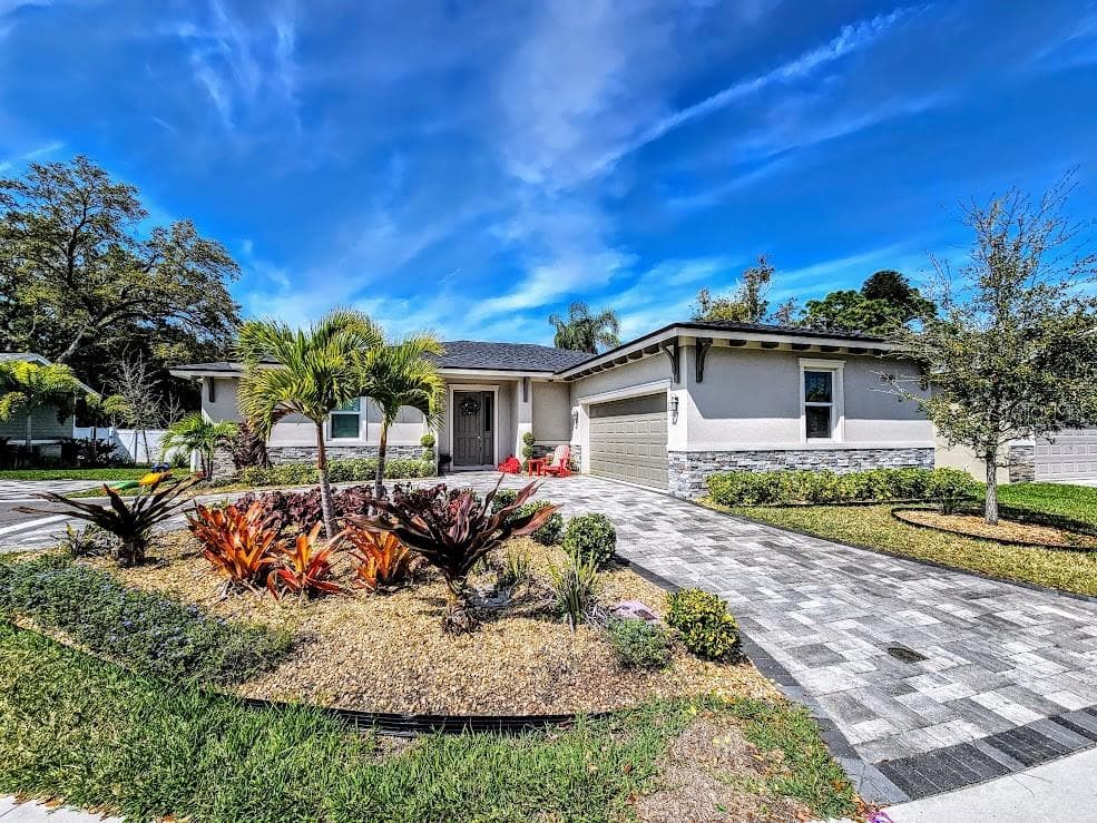 7364 RIDGEWOOD DRIVE SEMINOLE, FL 33772