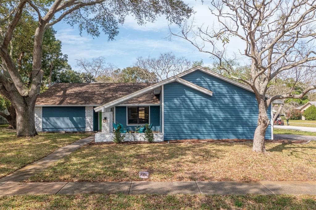 431 MERAVAN DRIVE PALM HARBOR, FL 34683