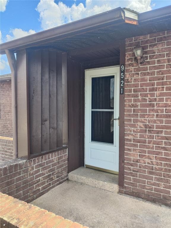 9521 LAKE PARK DRIVE THONOTOSASSA, FL 33592