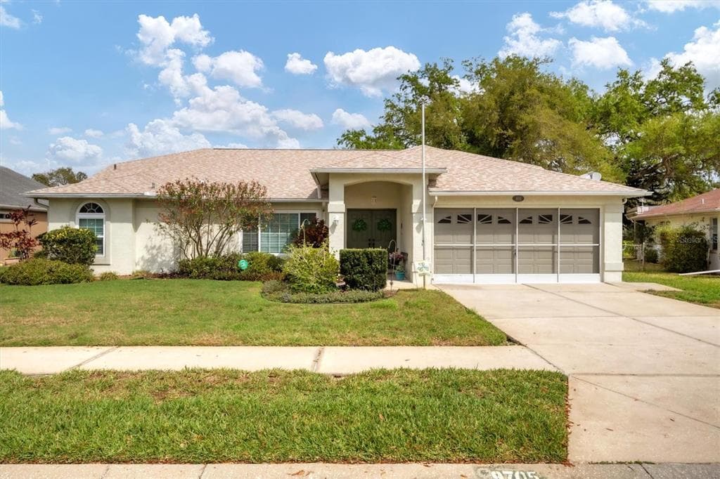 9705 VIA SEGOVIA NEW PORT RICHEY, FL 34655