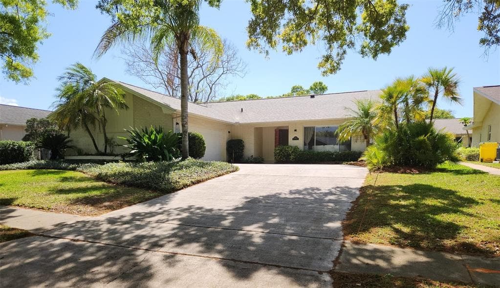 2865 THISTLE COURT N PALM HARBOR, FL 34684