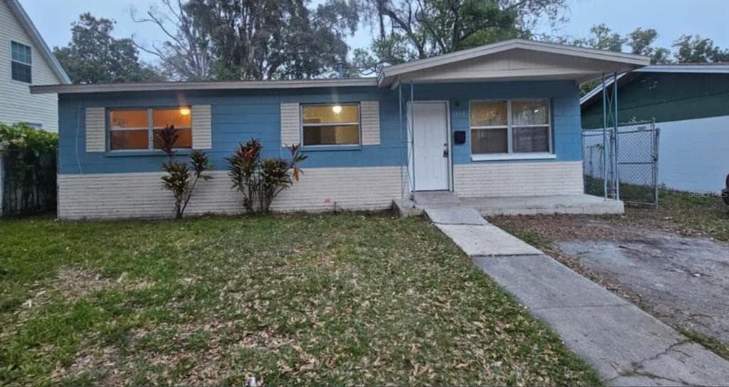 1718 29TH STREET S ST PETERSBURG, FL 33712