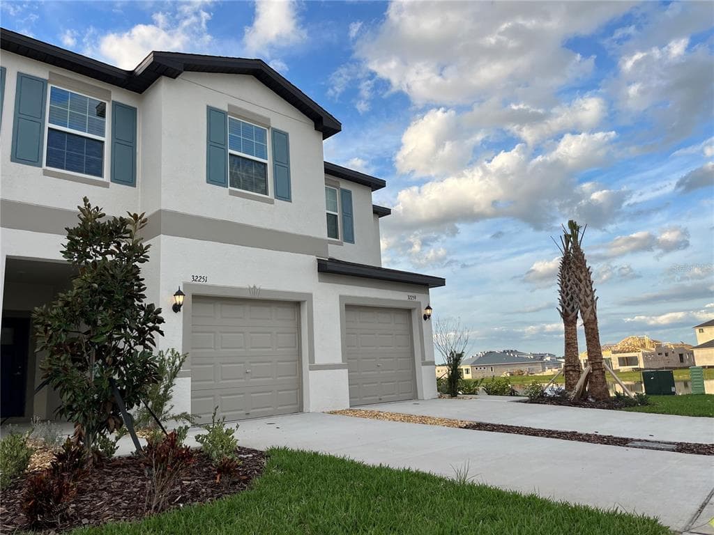 32251 POWDERPUFF MIMOSA DRIVE SAN ANTONIO, FL 33576
