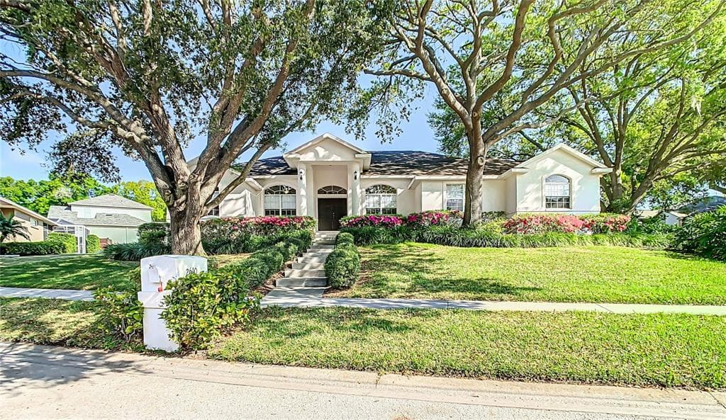 2610 HOLLINGTON OAKS PLACE