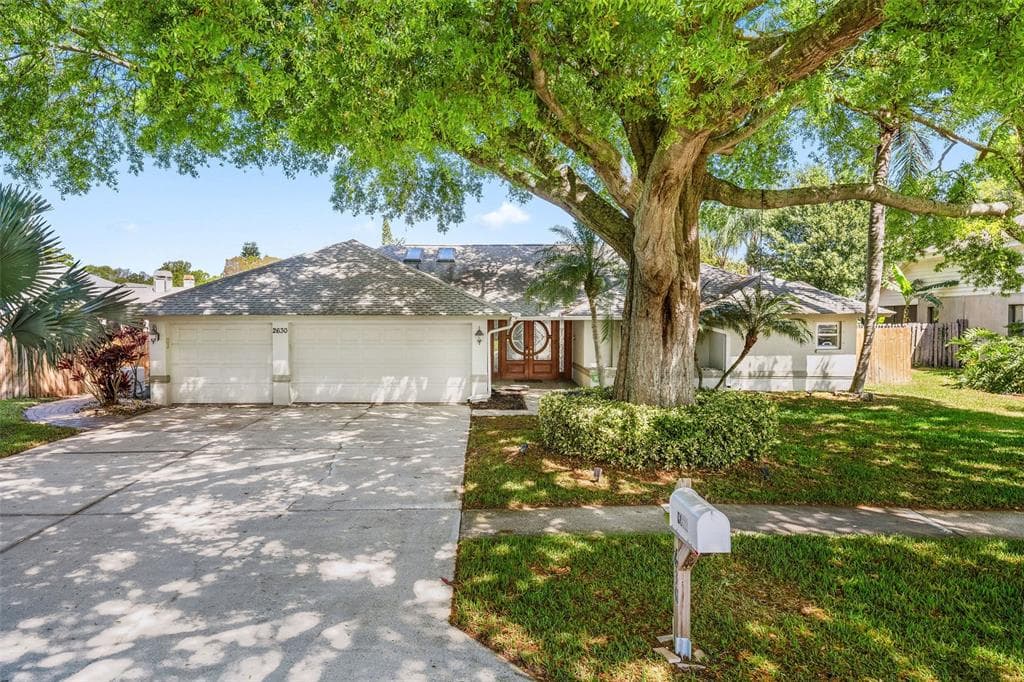 2630 MEADOW WOOD DRIVE