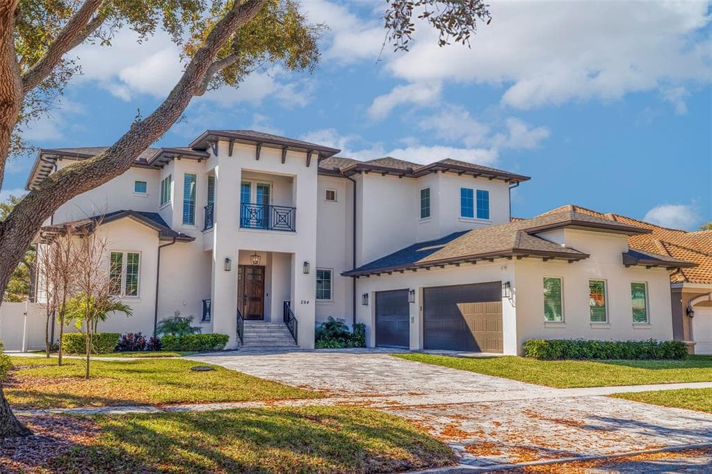 294 BAYVIEW DRIVE NE ST PETERSBURG, FL 33704