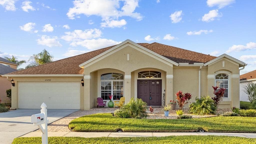 25742 RISEN STAR DRIVE WESLEY CHAPEL, FL 33544