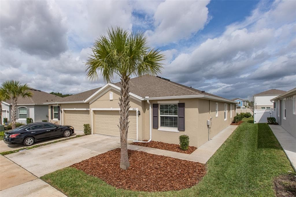 7652 STONEBROOK CIRCLE WESLEY CHAPEL, FL 33545